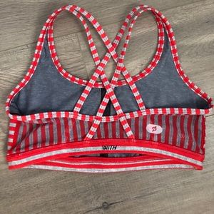 Pelton sports bra